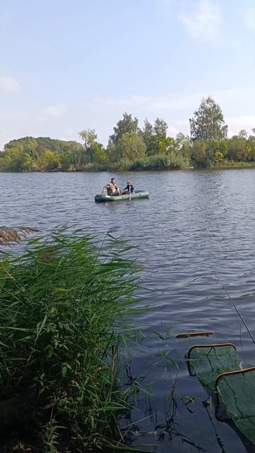 Поплыли за рыбой