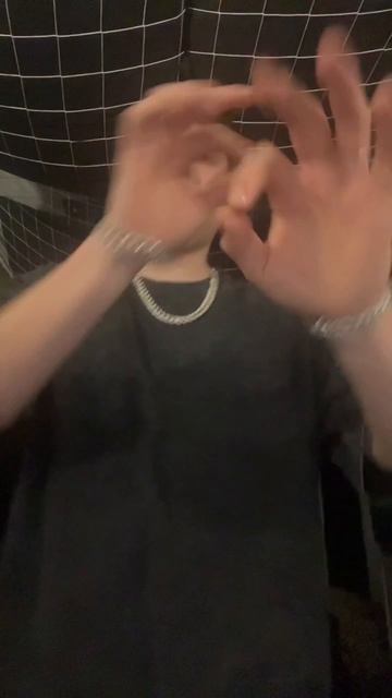 Мяу мяу или гав гав? #хит #сниппет