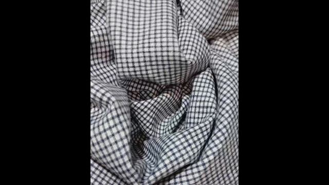 Рубашечный хлопок синяя клетка на белом ИТАЛИЯ