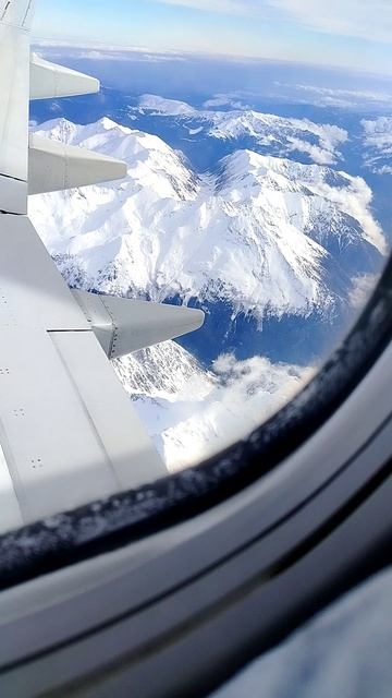 Горы с высоты 11 тыщ км