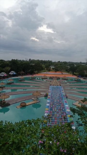 Смотровая площадка в кафе La La Lake - Паттайя.