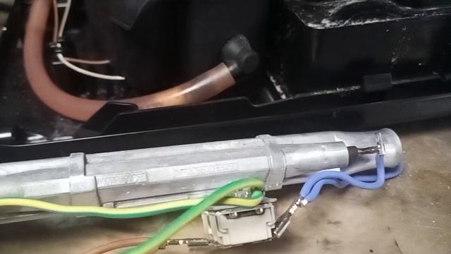 Кофемашина Bosch e-nr Tis30129rw/02 течёт | Проблема в термоблоке