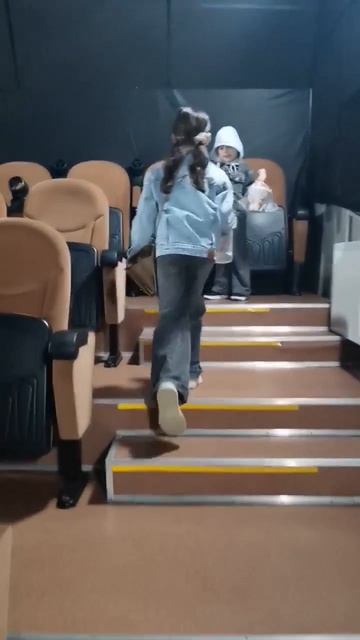 я в кинотеатре