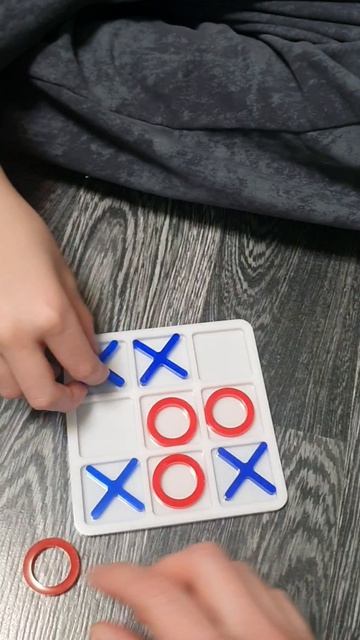 167. Игра крестики-нолики из эпоксидной смолы