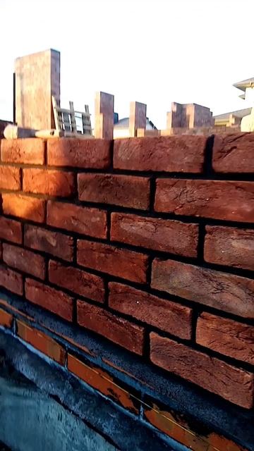 черный шов чуть утопленый смотрится нормально