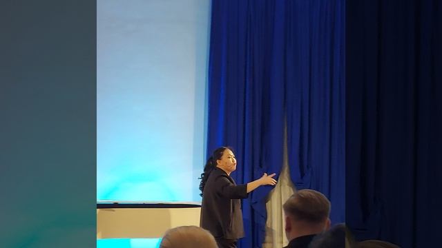 Карина Хов 19.04.26 3