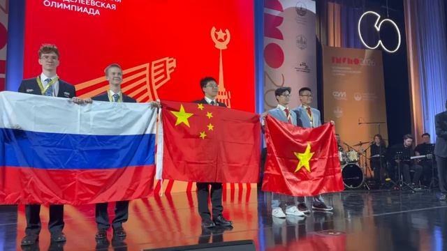 Наши школьники молодцы.