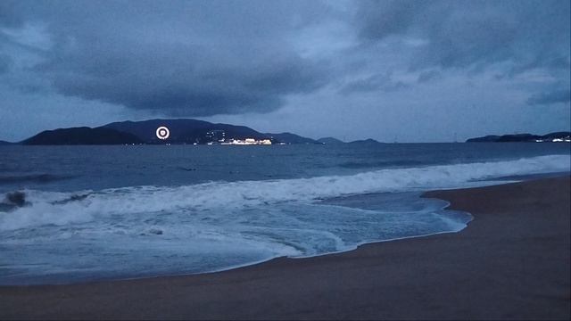 Вечерни огни острова Винперл!Нячанг.