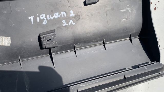 Молдинг двери задний левый Фольксваген тигуан 2 21683