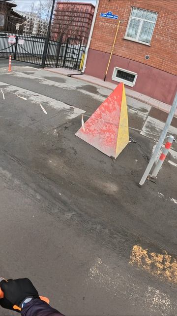 пирамида должника