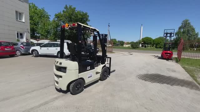 Вилочный погрузчик TFN CPCD15-AG2