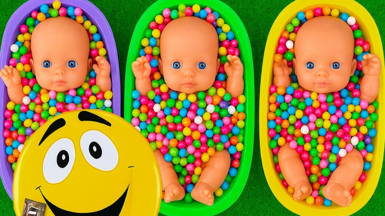 Игрушки Куклы в Разных конфетах! Расслабляющее видео для детей как в мультики