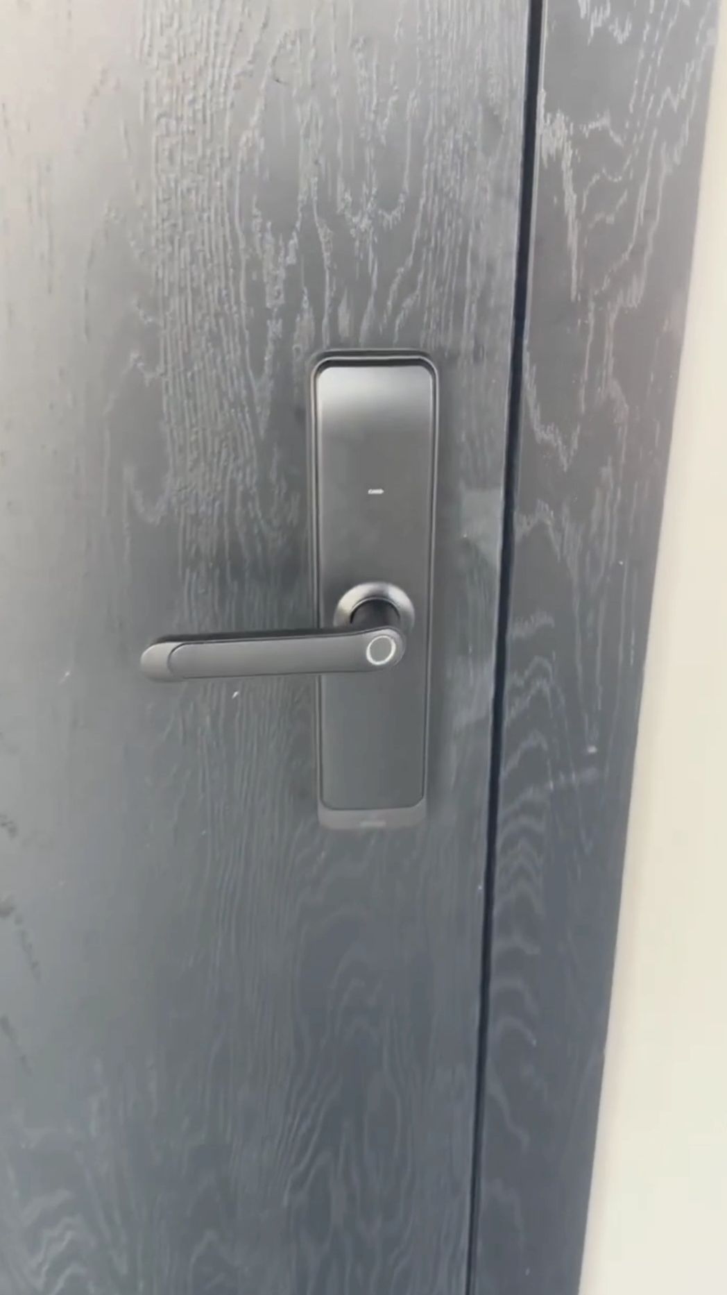 Установка электронного замка Dircode M701. ЖК Докландс (Docklands)