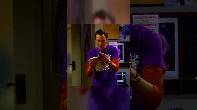 Теория Большого Взрыва | Подарок, который сломал Шелдона! 🖖🧬 Салфетка Леонарда Нимоя!