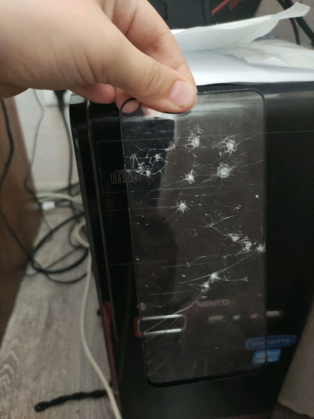 полю лицо supika