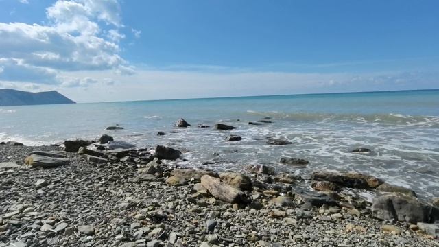 Анапа. Море как с картинки и даже дельфины.