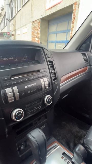 Mitsubishi Pajero Внедорожник 3.8 AT 4WD 2007г