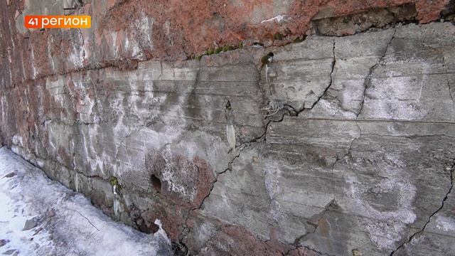 АВАРИЙНУЮ ПОДПОРНУЮ СТЕНУ НА УЛ. АВТОМОБИЛИСТОВ ДОЛЖНЫ ПРИВЕСТИ В ПОРЯДОК К ИЮЛЮ • НОВОСТИ КАМЧАТКИ