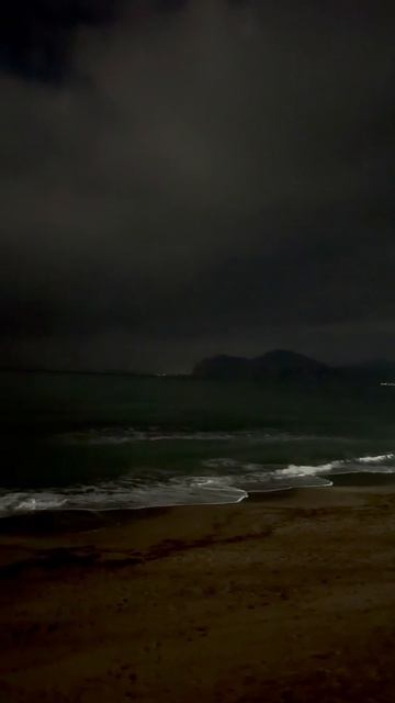 Вечерний балдеж на полуострове ❤️🌊⛰️🐬🏄♂️🏖️☀️