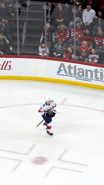 LUNDELL SENDS 'EM HOME!