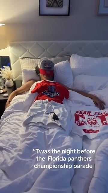 Who went to sleep like this last night?  (via Ami Jasmine)