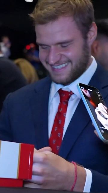 sasha barkov seeing his ring for the first time  #nhl