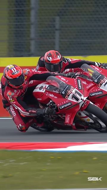 Решающий обгон Булеги в гонке 2 на DutchWorldSBK 2026