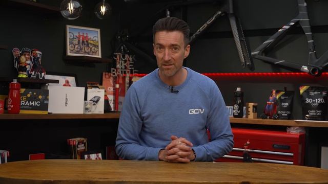 Кто сможет победить Ван дер Пула? Обзор Омлоп Хет Ниувсблад