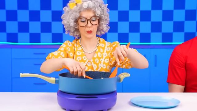 Большая, Средняя или Маленькая Тарелка Челлендж # Война Пранков от Candy DO