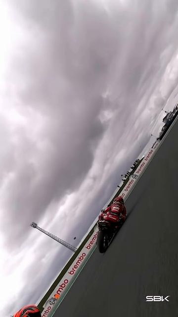 Лечуона и Булега обходят Сэма Лоуза   Голландский этап WorldSBK 2026 