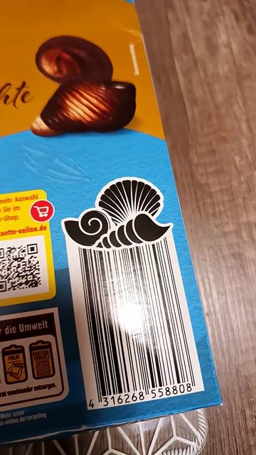 пробуем конфеты - шоколадные ракушки! #shorts #reels #trending #food #like #new #funny