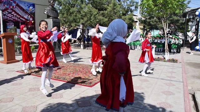 Визит первого космонавта Кыргызстана Салижана Шарипова