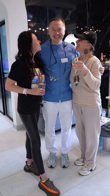 Ждём вас на приеме: 7 495 198-10-00 стоматологмосква стоматолог лечениезубов