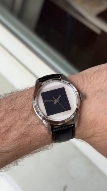 Часы чёрный квадрат Малевич эмаль сапфирсталь