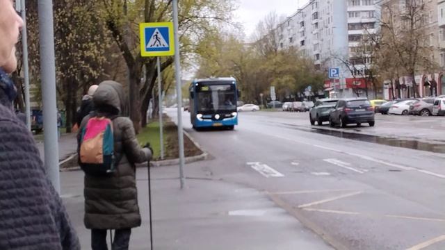 Электробусы Камазы 6282 и 52 на остановке Районый центр Рассвет.