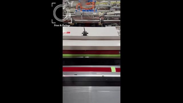 Автоматическая крышкоделательная машина ST060H