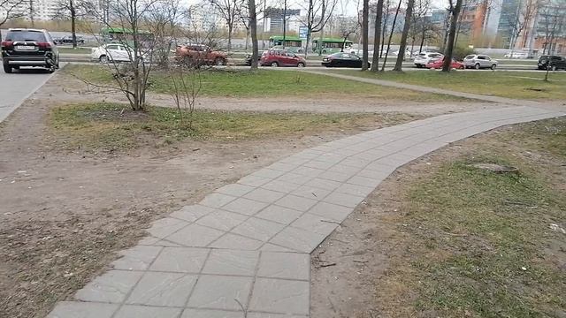 Это что-то новенькое обшивают дом