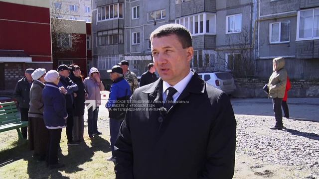 Жители района Северо-Запада обратились в депутатский корпус с просьбой помочь обновить территорию