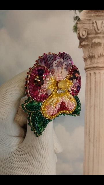 Брошь Анютины Глазки