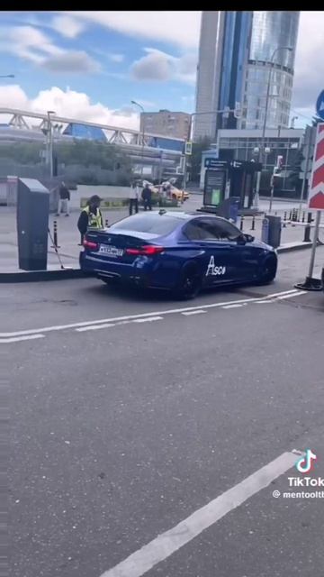 Эдит про машины