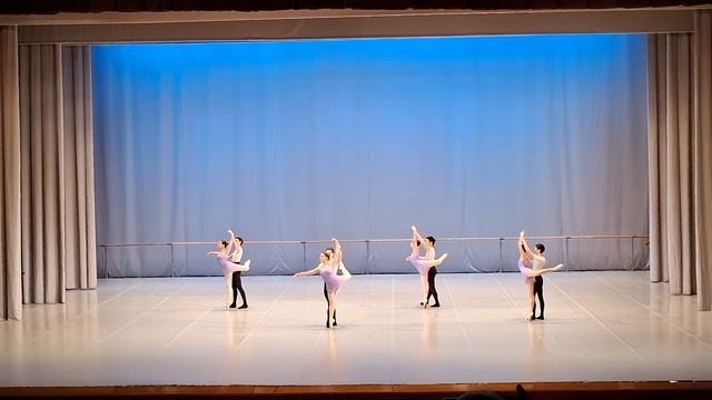 МГАХ. Госэкзамен по дуэту. Педагог Георгий Гусев. Педагоги по классике: Л. Ермакова и И Рыжаков.3