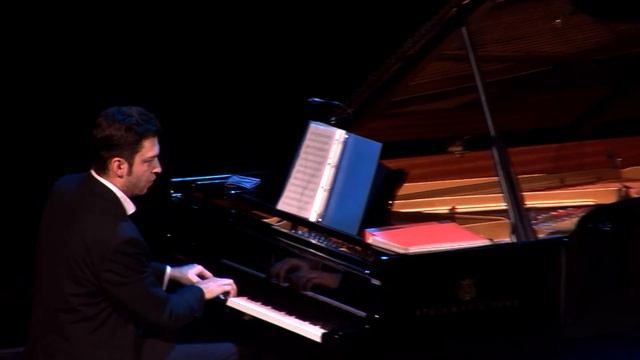 Libertango Solo Tango Orquesta  Lautaro Greco