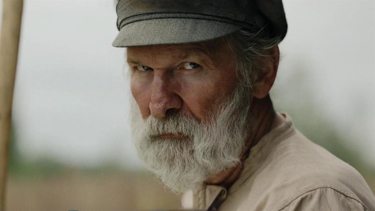 Фильм Семь верст до рассвета показали в Великих Луках на родине Матвея Кузьмина