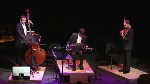 Lautaro Greco  Solo Tango Orquesta Quejas De Bandoneon