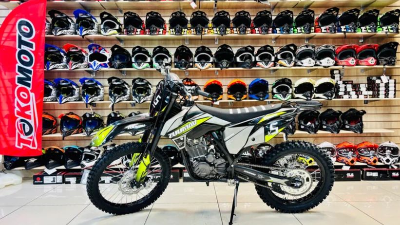 Мотоцикл эндуро ZUUMAV K5 CB300F зелёный