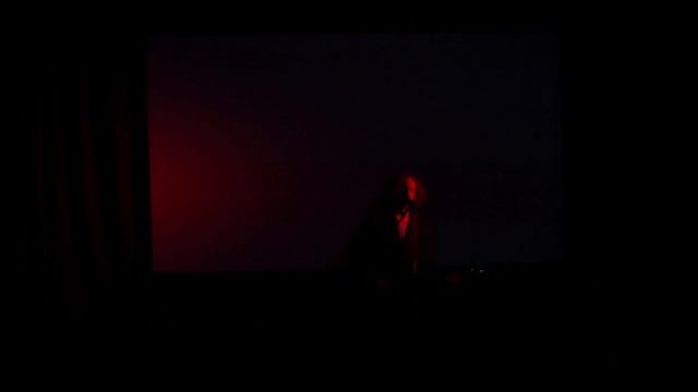 Дмитрий аkа Собака Рыжый с песней Время молчать и время говорить