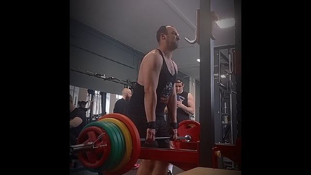 170кг на трапеции