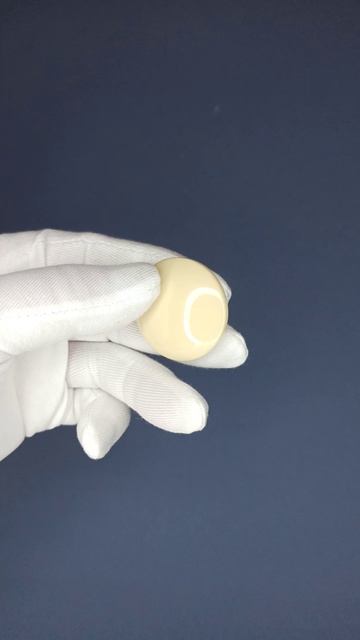 Пуговицы бежевые р-р 54 Артикул 04152