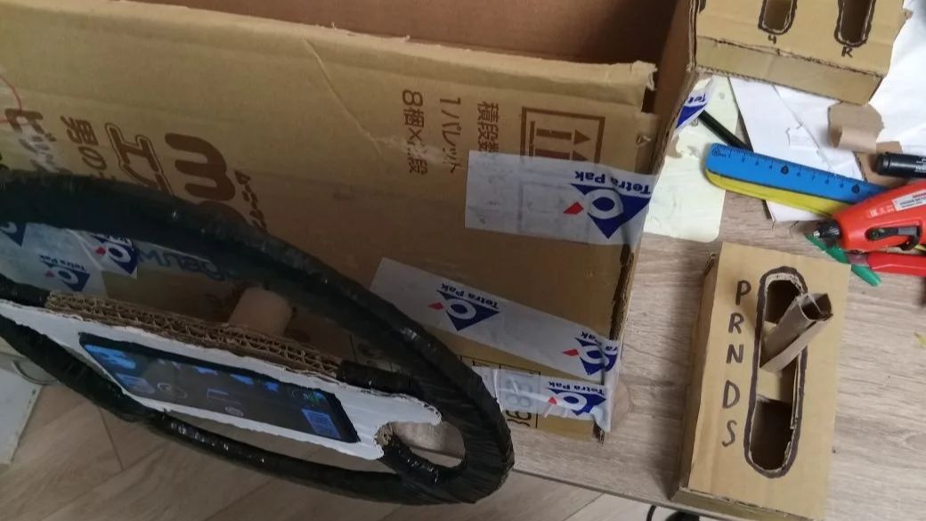 Картонный руль - обзор на руль и КПП