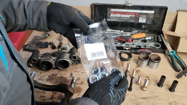 Ставим ремкомплект суппорта в УАЗ самостоятельно. Весь процесс пошагово.